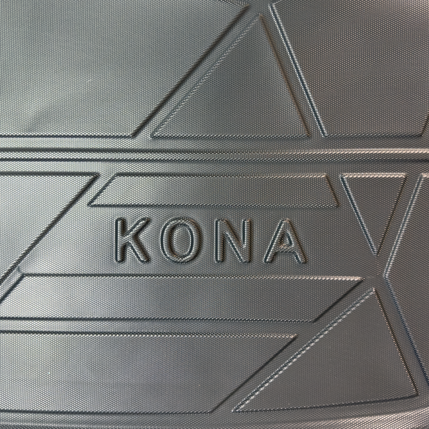 Tapete Baúl Termoformado MatDefender Kona 2022 - 2024