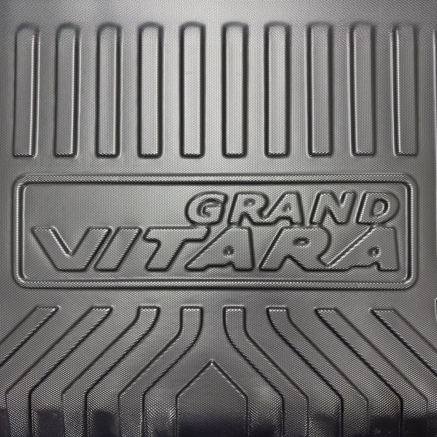 Tapetes y Baúl Termoformados MatDefender Grand Vitara