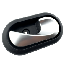 Manija Interior Sandero 2009 - 2016 plateada Derecha