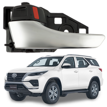 Manija Interior Toyota Fortuner SW4 izquierda cromada