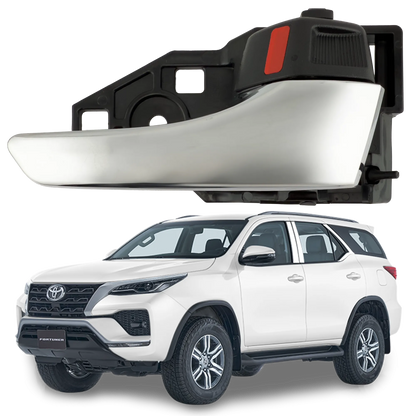 Manija Interior Toyota Fortuner SW4 derecha cromada
